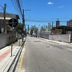Casa De Temporada Em Balneario Camboriu A 10 Minutos Da Praia