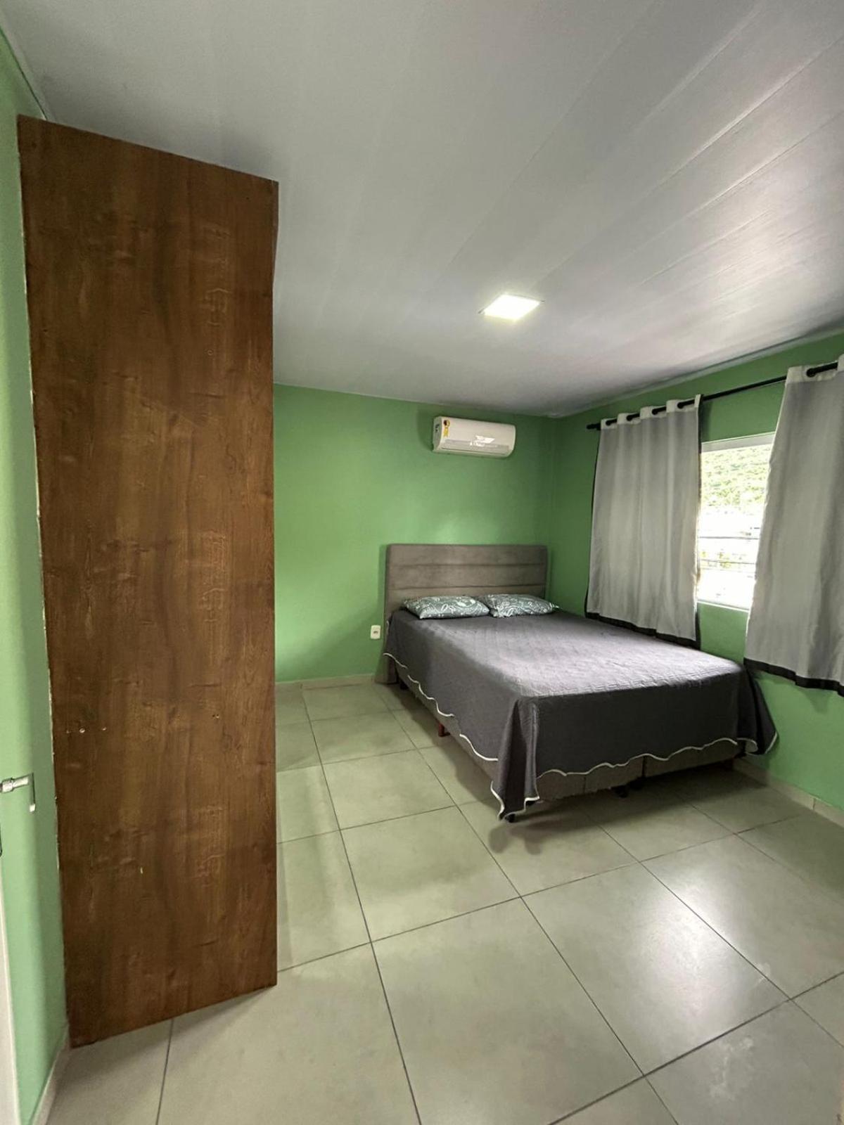 Casa de férias Casa De Temporada Em A 10 Minutos Da Balneario Camboriu